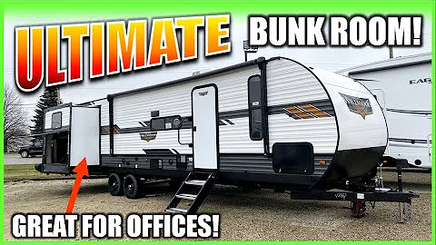 MASSIVE Dual Slide Flex Use Room!! 2022 Wildwood 31KQBTS