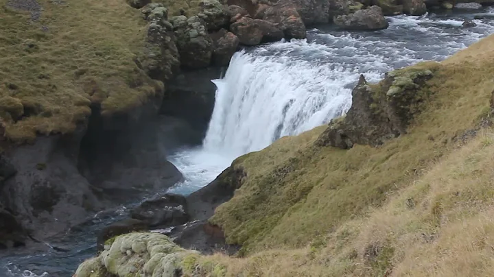 20251028 110400 Steinbogafoss