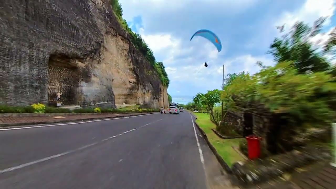 Gak tau mau kemana, yang penting jalan aja