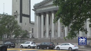 Bill mandates pay scale disclosure if applicants ask