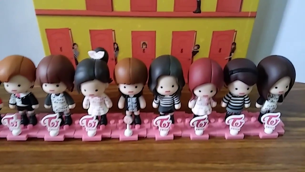 TWICE FIGURINES - YouTube