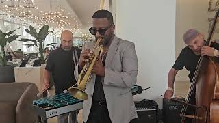 Details Ellie's w Dana Sudborough  & Thaddeus Ford/Footprints~Wayne Shorter #jazz #vibes #jazzbass #trumpet Guide