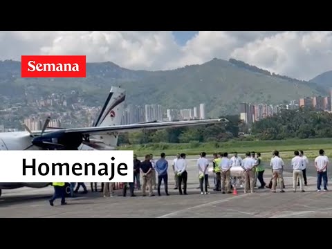 Sentido homenaje a pilotos que murieron en accidente aéreo en Medellín | Semana