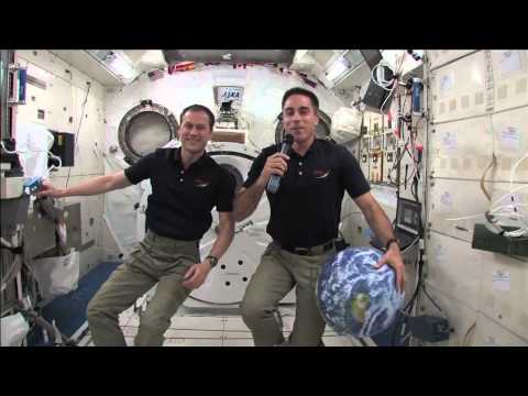 ISS ASTRONAUTS DISCUSS THE CHALLENGE OF LIVING IN SPACE WITH MEDIA REPRESENTATIVES