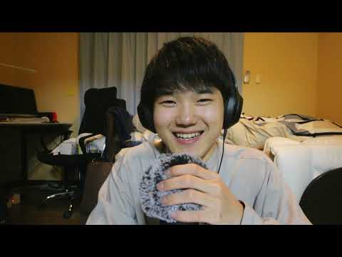 【ASMR】3万人記念、囁き質問コーナー！【SUB】Answer Questions while Touching a Fluffy Microphone