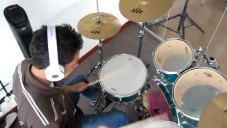 grandes son tus maravillas en bateria.MOV