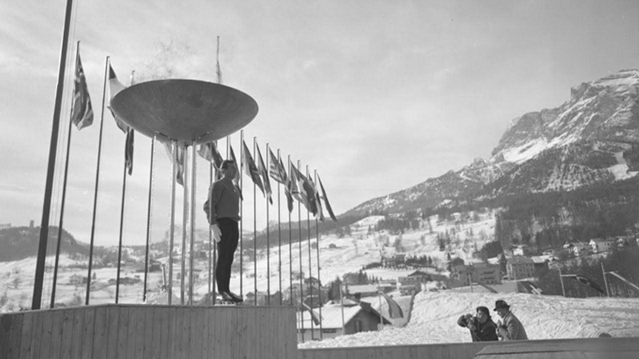 Inaugurati i giochi olimpici a Cortina, 1956