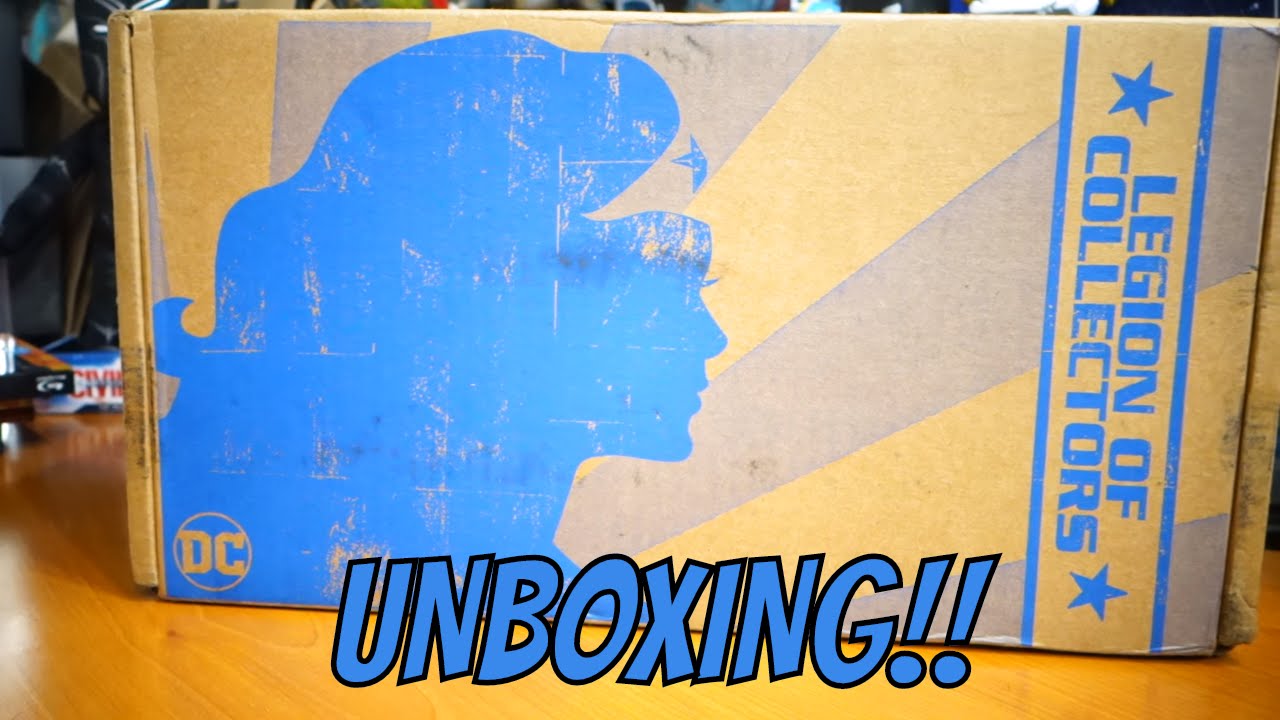 DC Comics Legion Of Collectors Women Of DC August Box Unboxing - YouTube
