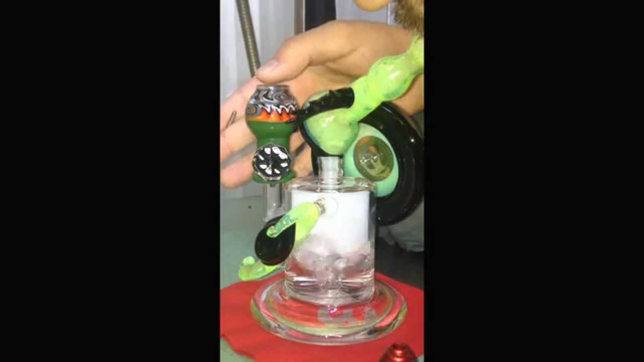 Uranium/slyme JP toro macaroon