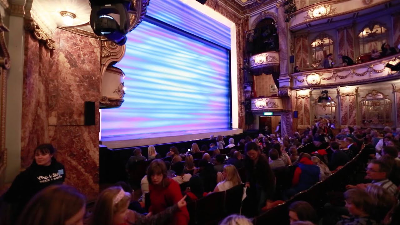 MAMMA MIA! London hosts its first Relaxed Performance - 26 November