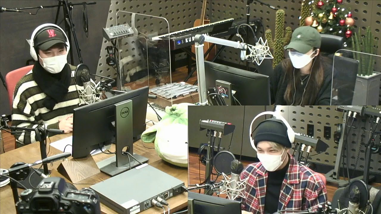 Kai EXO was a guest star on Apink's Eunji Radio