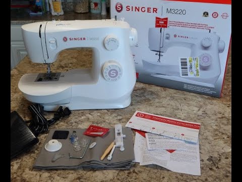 SINGER SIMPLE SEWING MACHINE 2263 Threads in Case, CD, Cover