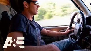 Shipping Wars: Jarrett Displays His Lack Of Skill As A Mechanic | A&E