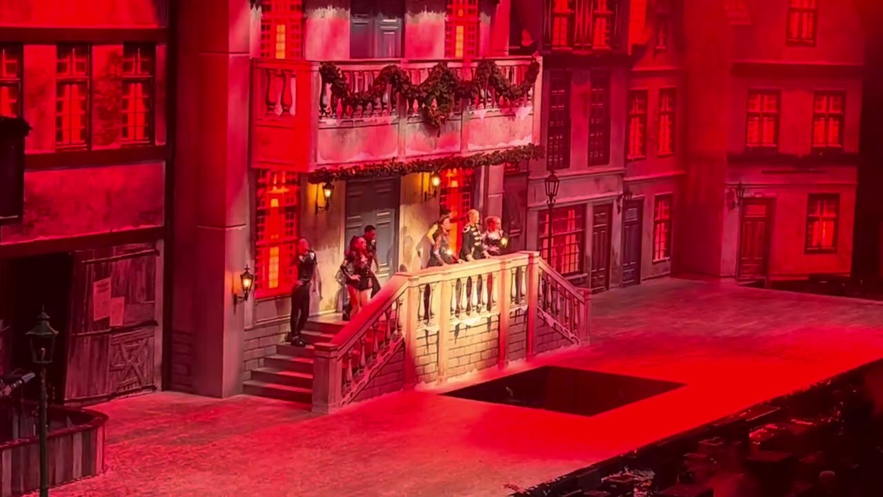 Het huis Anubis medley studio 100 sing along Ahoy 