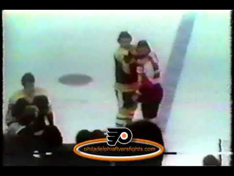 Mar 30, 1974 Bobby Orr vs Dave Schultz Boston Bruins vs Philadelphia Flyers