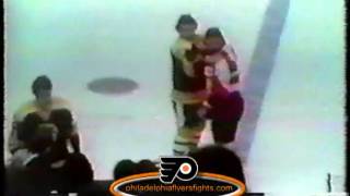 Mar 30, 1974 Bobby Orr vs Dave Schultz Boston Bruins vs Philadelphia Flyers