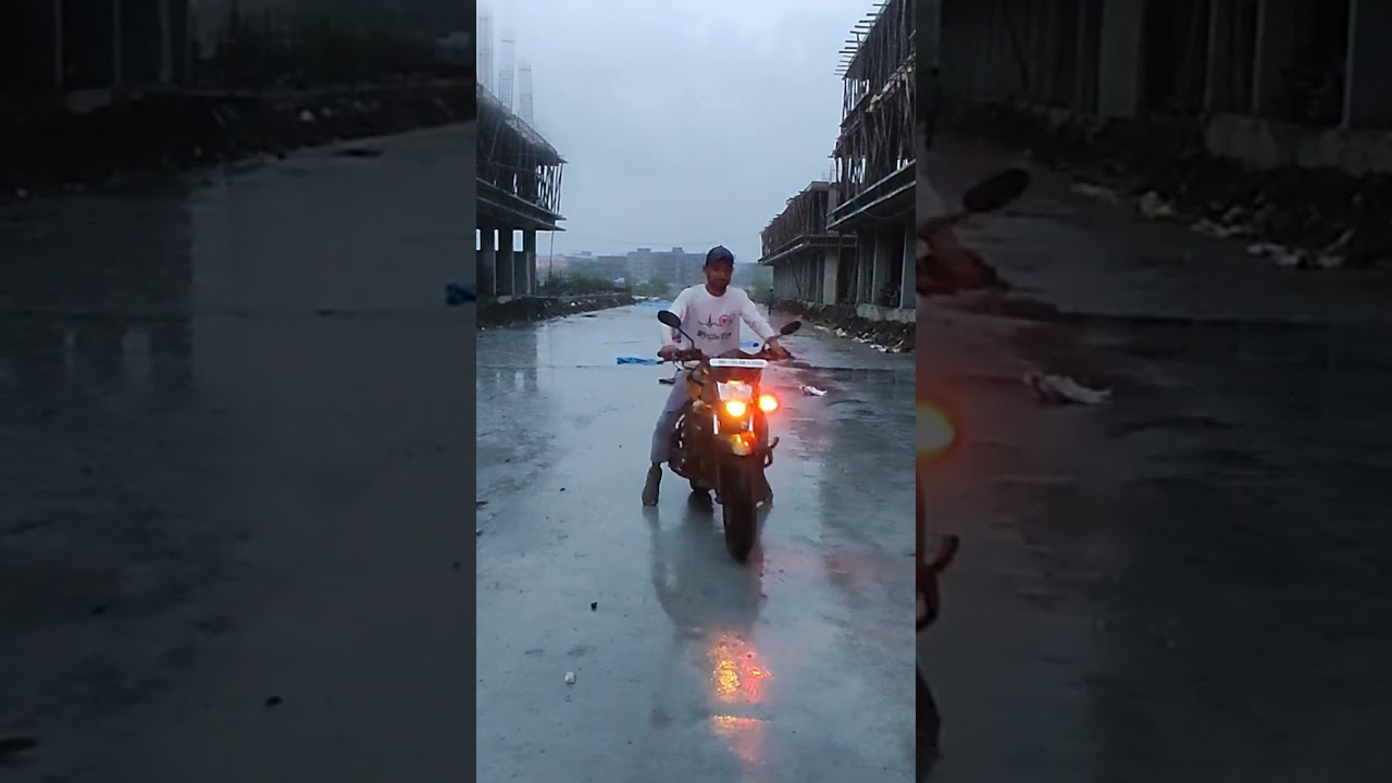 Yamaha fzv2 rider ❤️ rain mode 