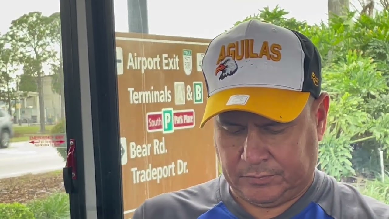 Orlando International Airport vlog! First one 1️⃣ 