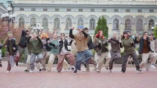 Maximus hip hop routine with students Explosion School