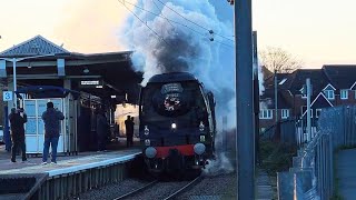 34067 Tangmere Storms The Valentines White Rose Through Potters Bar On 1Z45 14226