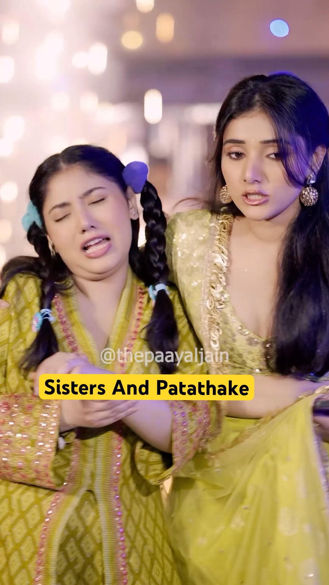 Choti Behen Vs Badi Behan | Sisters On Diwali | Behen Behen Ka Pyar | Blackmailer Sibling  #shorts