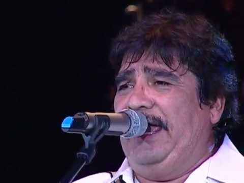 Celso Piña - La Cumbia de la Paz (En Vivo)