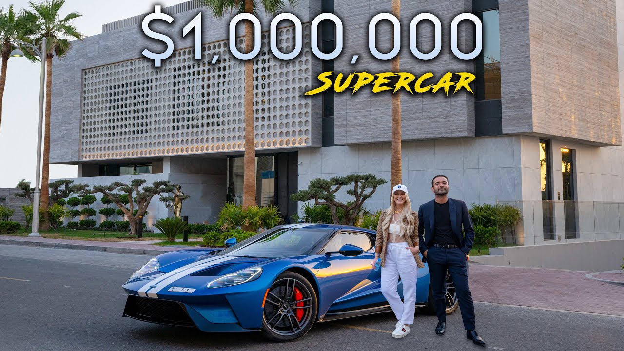 ⁣Driving a $1,000,000 Supercar in Dubai with Supercar Blondie