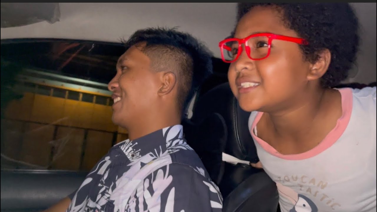 Umur Melani Setengah 8 🤣