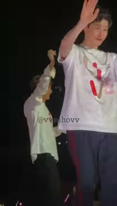Suho ❤❤❤ SM Town Live in Dubai 06Apr2018