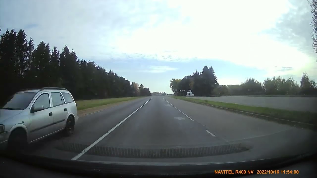 Обгон под знак "обгон запрещен", сплошная линия разметки, создание ...