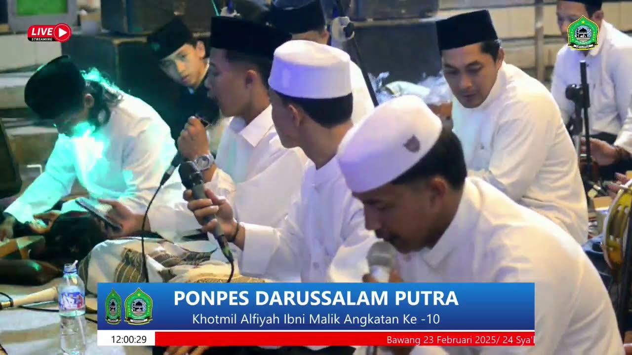 DARUSSALAM BERSHOLAWAT DALAM RANGKA KHOTMIL ALFIYYAH IBNI MALIK ANGKATAN KE 10