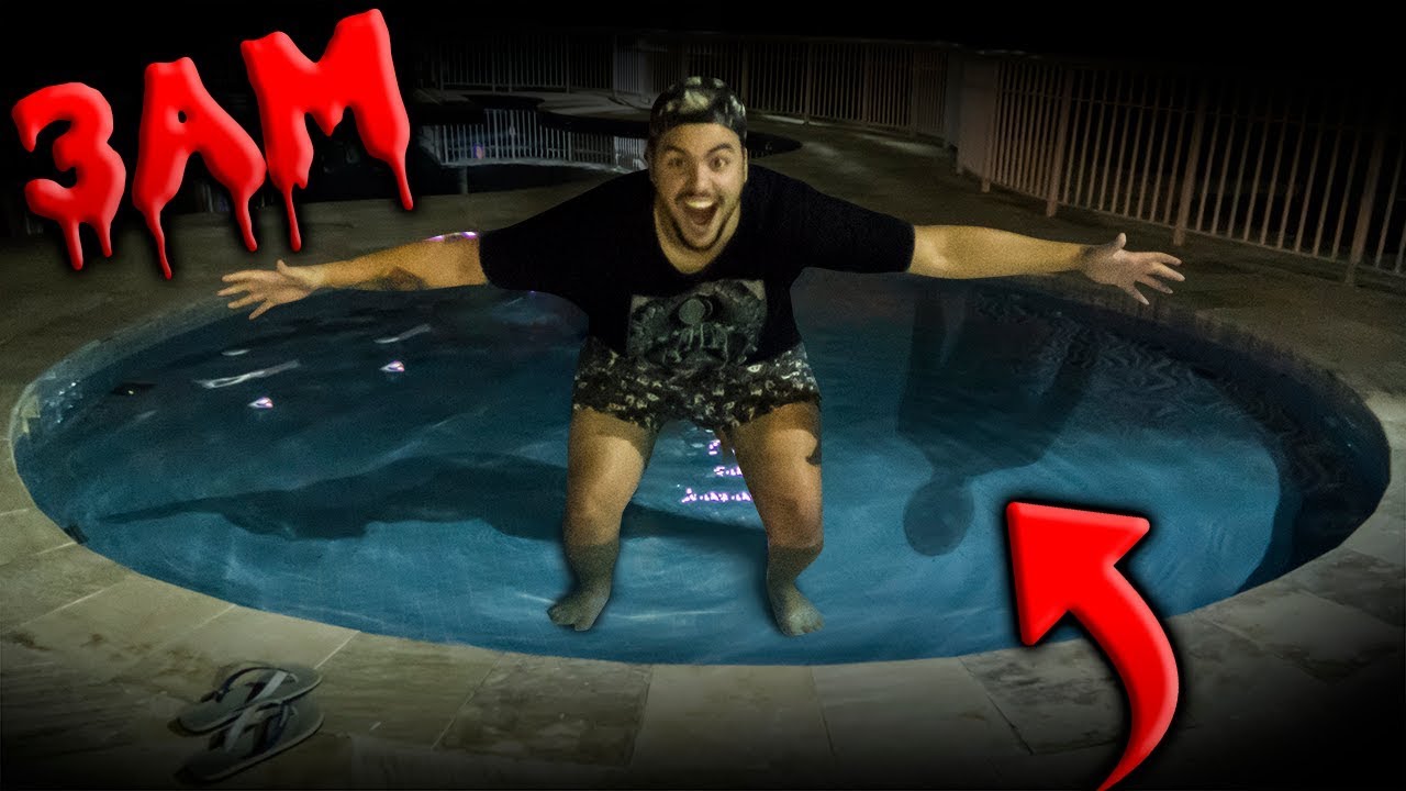 NUNCA ENTRE NA PISCINA ÀS 3H DA MADRUGADA !!