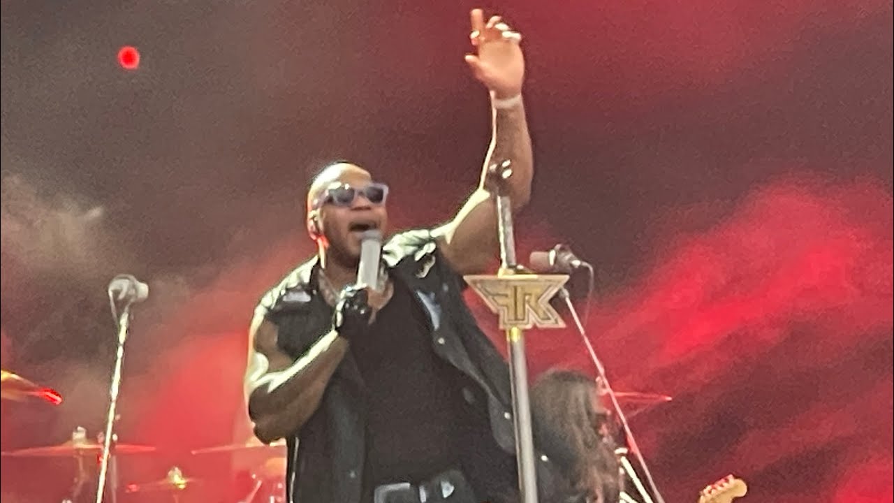 Regardez Flo Rida - INTRO | UNTOLD Festival 2026 🇷🇴 | 4K sur YouTube Regardez Flo Rida - INTRO | UNTOLD Festival 2026 🇷🇴 | 4K sur YouTube