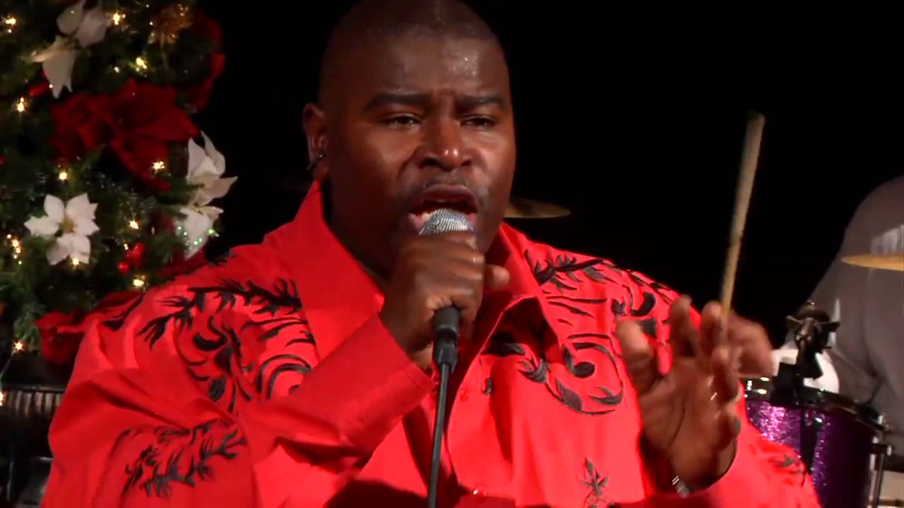 performers chilenos Anthony Brown - Christmas