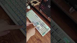 BOYI GMK104 Keyboard Kit with Vintage Keycaps for Your Desktop #boyi #mechanicalkeyboard #desksetup