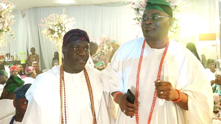 AKINSIKU OF LAGOS COULD NOT HOLD HIS JOY AS HE DANCE TO K1 DE ULTIMATE SONG AT PHAREEDAH`S WEDDING