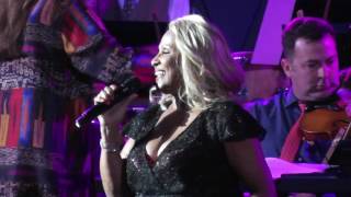 Video thumbnail of "Darlene Love Today I Met The Boy I'm Going To Marry 2017"