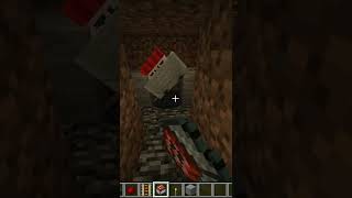 Simple JUMPSCARE Trap in Minecraft 🤣 | #shorts
