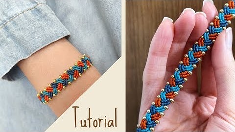 Super easy macrame bracelet for beginners