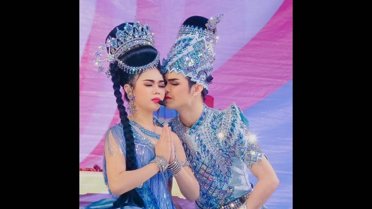 แบงค์💙ปอย ตั้งแต่ฉากฉุด จะฆ่าเปลี่ยนมาหอมแก้ม แล้วต่อด้วยเกี้ยว ฟินกันทุกฉากอารมณ์ ยาวๆเลยจ้า😘