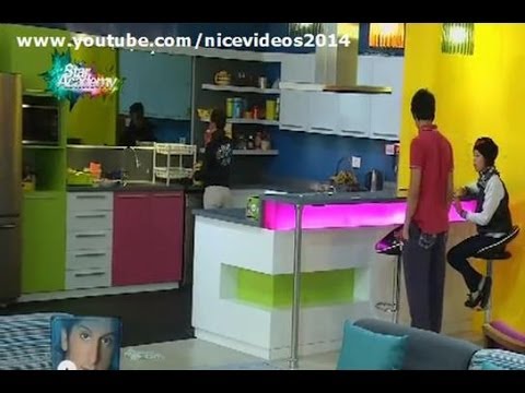 الطلاب قبل الذهاب لتمارين البرايم 19 12 2013 