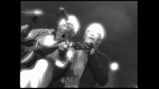 Video thumbnail of "Kemal Monteno & Oliver Dragojević - Nije htjela - LIVE, Zetra, Sarajevo"