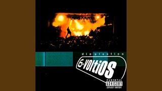Video thumbnail of "6 Voltios - Idiota (En Vivo)"