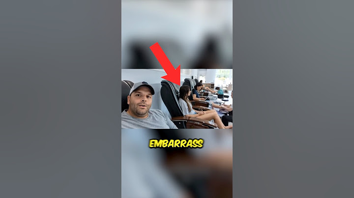 Dad pretends to be influencer to embarrass daughter 😂❤️