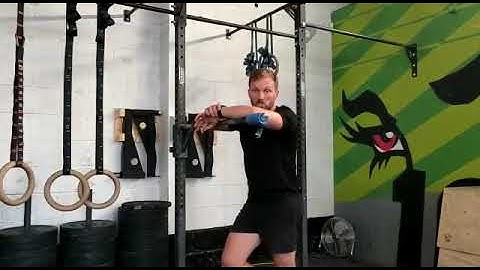 Scaling Bar Muscle Ups