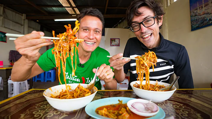 Thai Street Food BEEF KHAO SOI CURRY! Amazing Hidd...