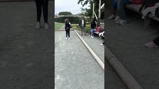 Petite démonstration de @Dylan-Rocher avec des bouchons #foryou #petanque