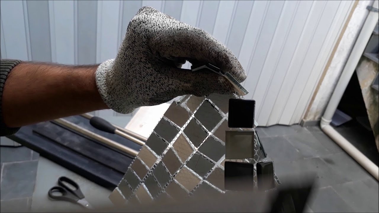 Como Cortar Pastilhas de Vidro