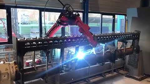 Aanrijdpalen gelast op onze lasrobot