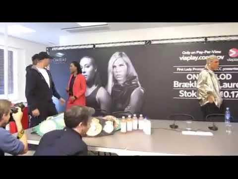 ქალმა მოკრივემ წარდგენისას მოწინააღმდეგეს ტუჩებში აკოცა